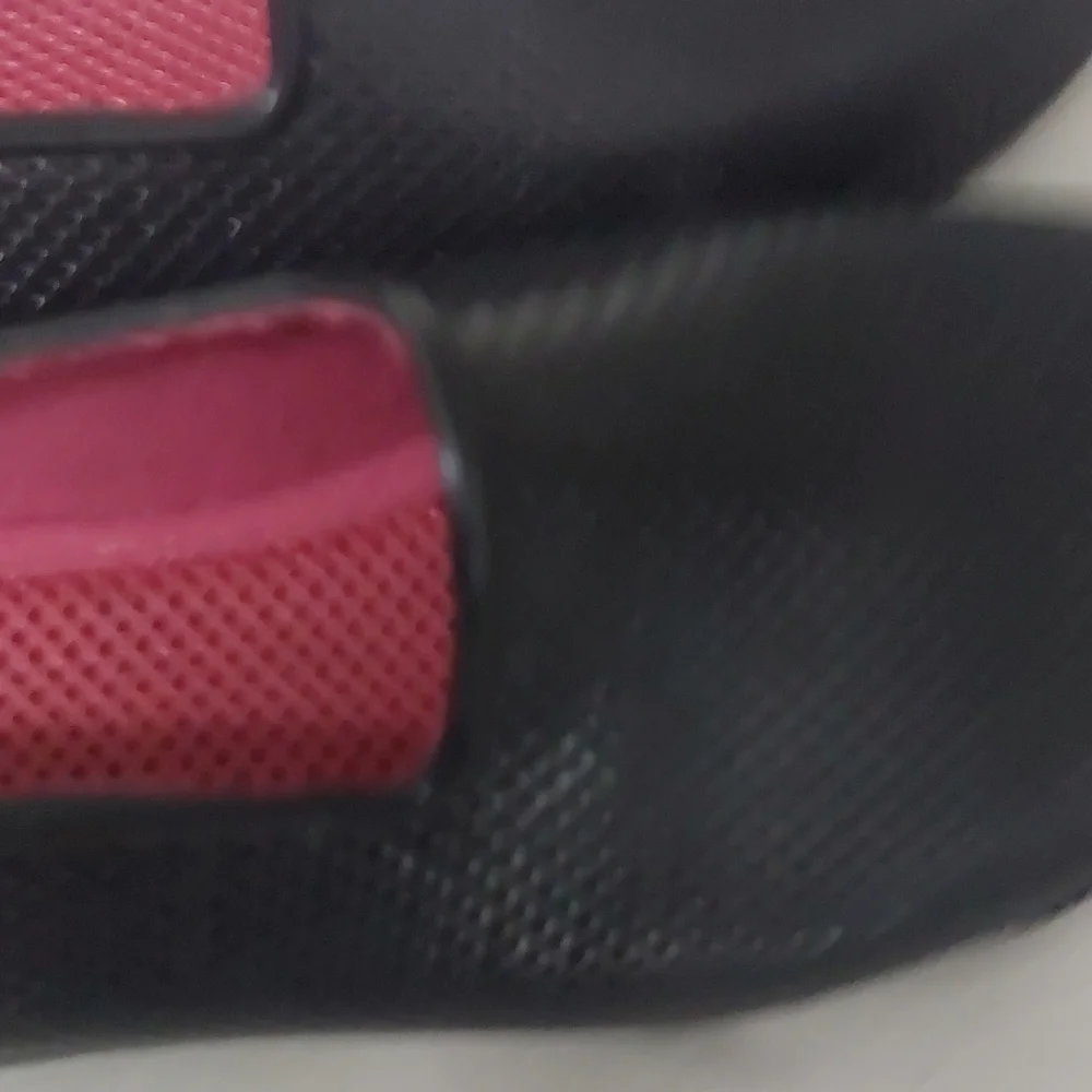 Cougar, Size 10, Black Textured Women's Flats - Picture 5 of 11